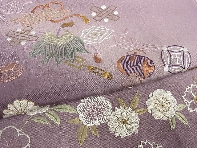 平和屋-こころ店■訪問着　中国三大刺繍　相良刺繍　総刺繍　宝尽くし花文　暈し染め　金糸　正絹　逸品　未使用　AAAF3712Bnp_画像6