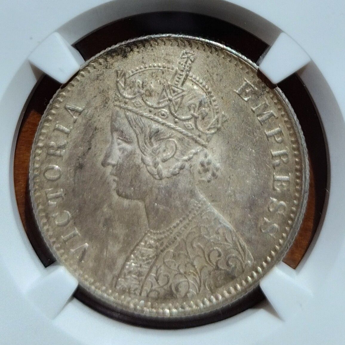 値下げしました イギリス領インド ヴィクトリア女王 ルピー 銀貨 1901年 NGC 準未使用  貿易銀