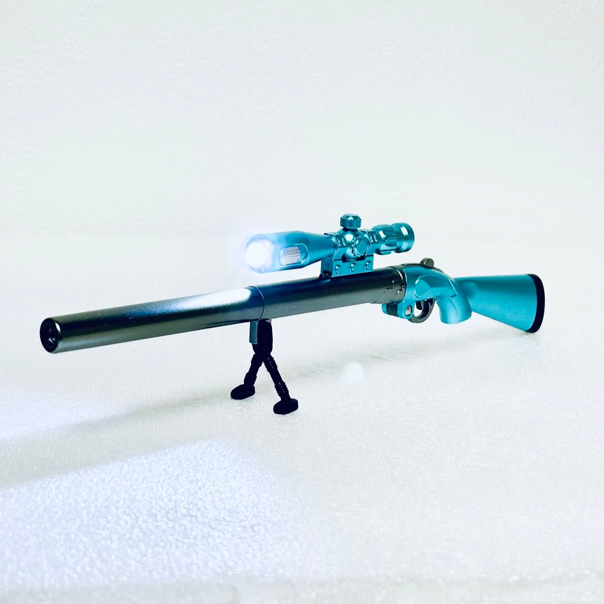『新品未使用』人気商品ライフル銃型ボールペンLED ライト付3点セット！