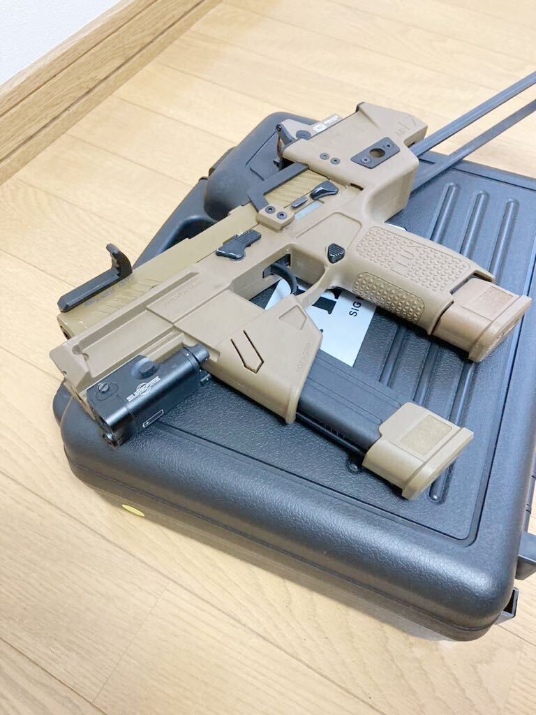 VFC M17 FLUXカービンキット組込品　マガジン4本付_画像4