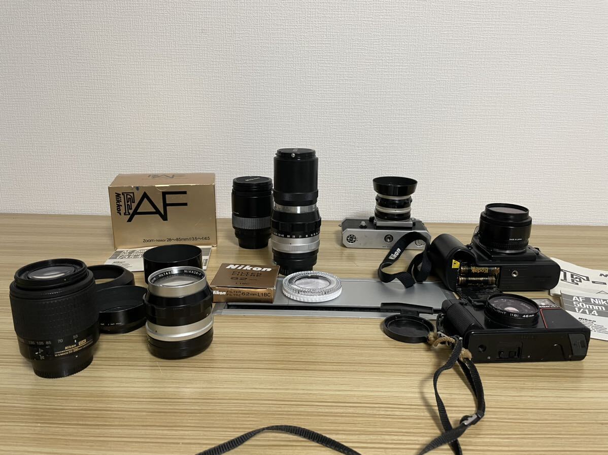 Nikon camera film camera set sale 3 pcs lens 4 piece accessory together 11 point condition unknown 
