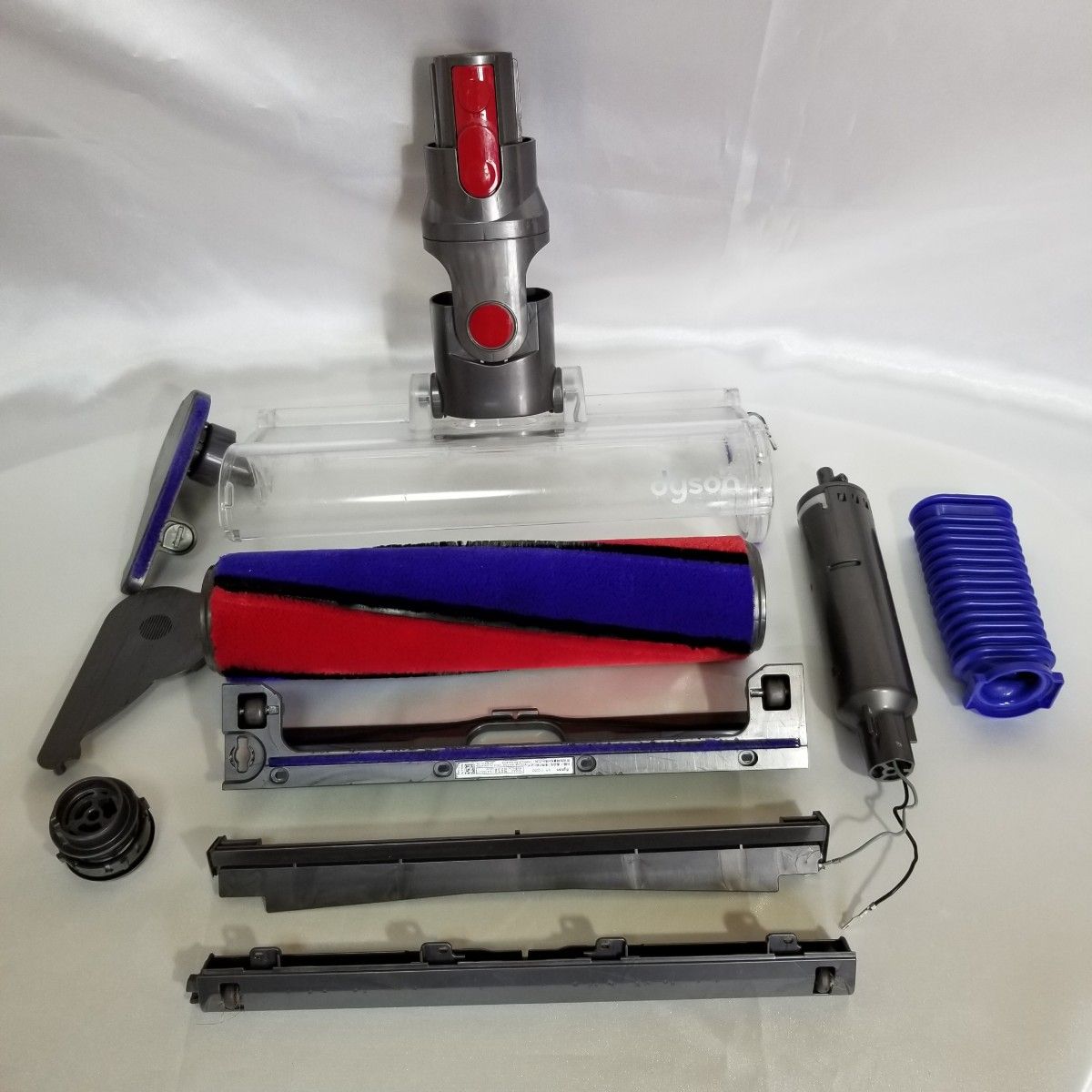 ダイソン掃除機 V10(SV12)分解洗浄済|Yahoo!フリマ(旧PayPay ダイソン掃除機 V10(SV12)分解洗浄済|Yahoo!フリマ(旧PayPay