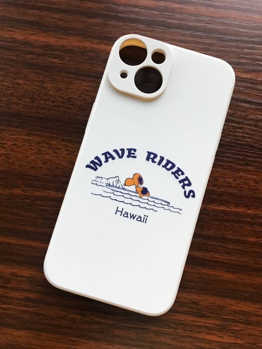 iPhone14/13 ケース　立体感ある　HAWAII ハワイ日焼けスヌーピーWAVE RIDERS パールホワイト