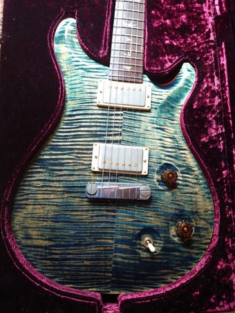 ★激レア! ほぼ新品同様!★ PRS Modern Eagle Ⅱ Faded Blue Jeans 2008年製 Paul Reed Smith USA 検) Custom22 Custom24 Gibson _画像3