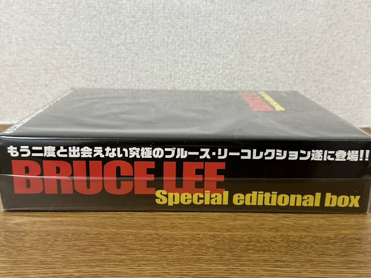 ブルース・リー　BRUCE LEE Special editional box 　限定品 (CD3枚 DVD1枚 写真10枚 入り)