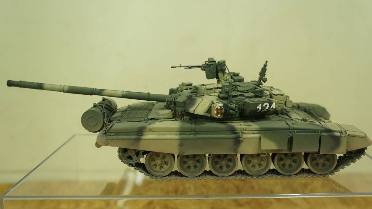 MENGモデル 1/35 T90　組立、塗装済み　中古品　目立った傷、汚れなし_画像2