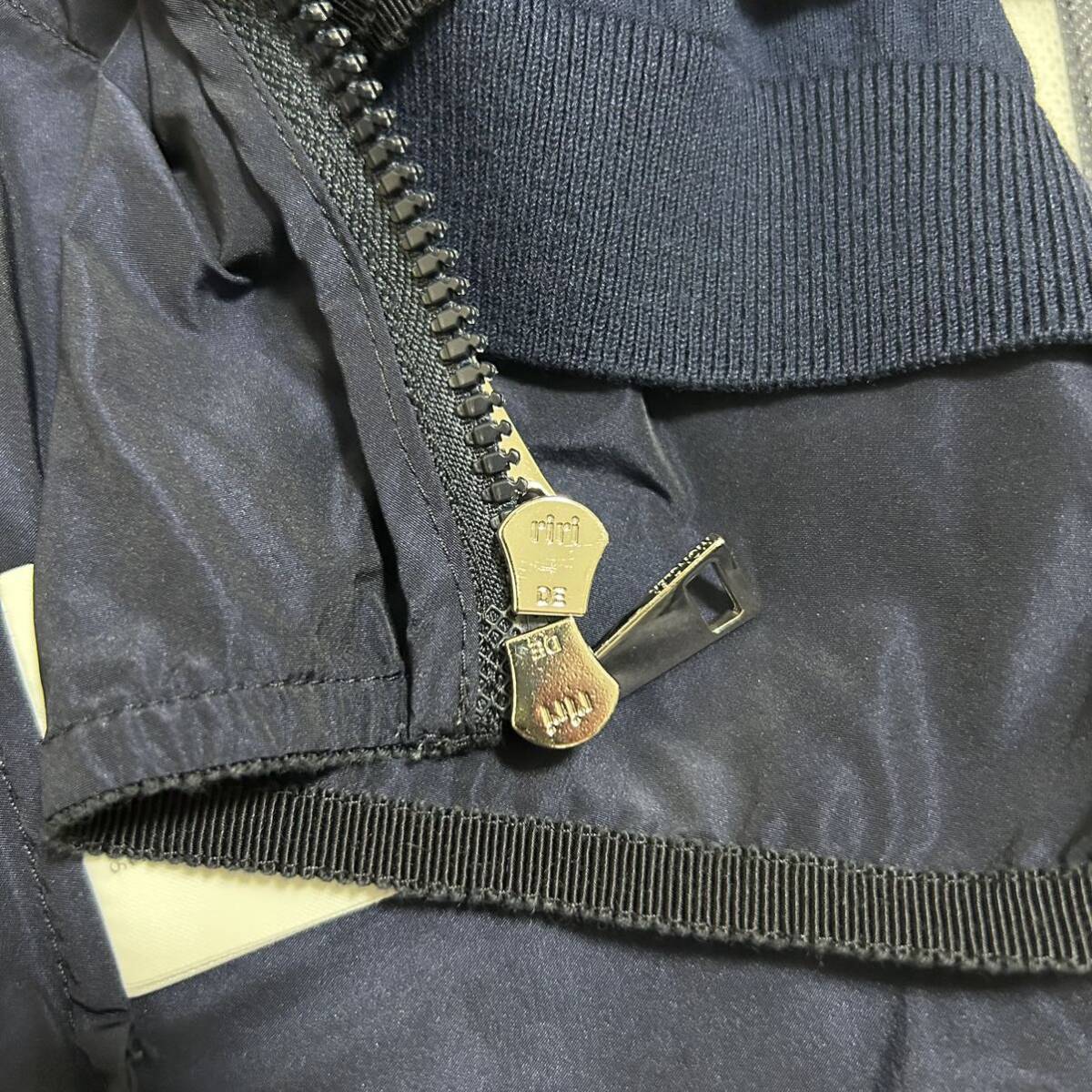 破格最安値】【美品】MONCLER モンクレールペプラムカーディガン 破格最安値】【美品】MONCLER モンクレールペプラムカーディガン