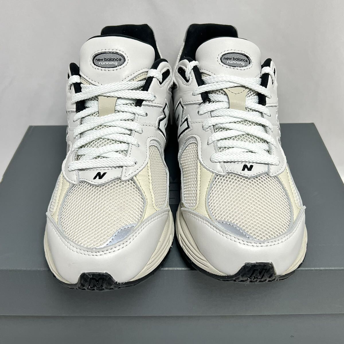 28cm 新品 ニューバランス 2002R ホワイト NEWBALANCE 2002 白 28cm 新品 ニューバランス 2002R ホワイト NEWBALANCE 2002 白