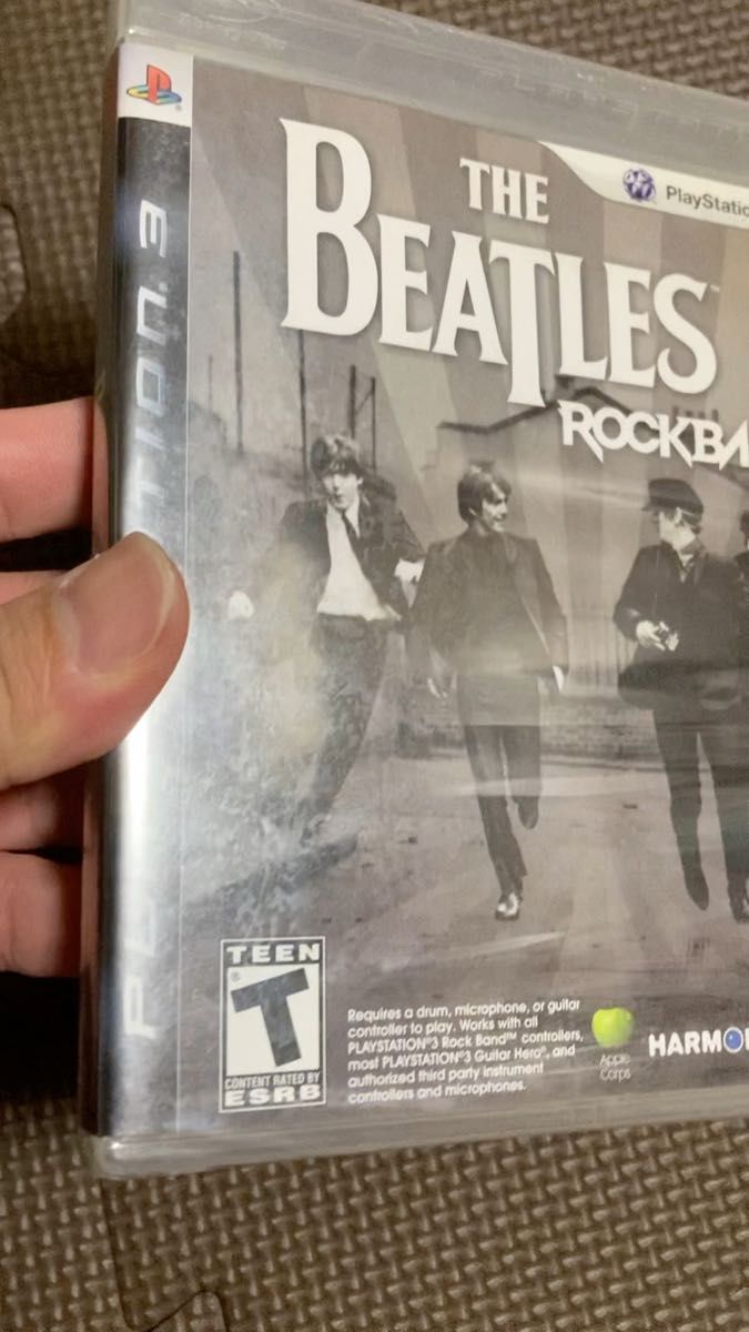 The Beatles: Rock Band 輸入版:北米 - PS3 並行輸入　※シュリンクに剥がれ箇所あり　写真7