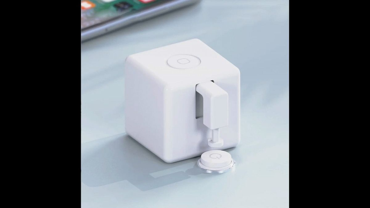 フィンガーボット　指ロボット　スマホでスイッチが押せる　リモコン　照明スイッチ　エアコン　お風呂スイッチ IoT