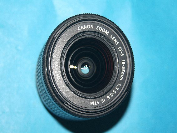 ★ 今回限定 激安出品！綺麗な実用品！★ キャノン CANON EF-S 18-55mm F3.5-5.6 IS STM ※ 少難有り ジャンク扱い！FE1902_画像1