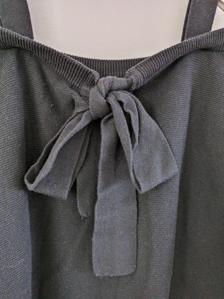 【w closet】ダブルクローゼット　フラワー刺繍半袖ニット　黒　花柄　キャミ重ね着風　リボン　コットン