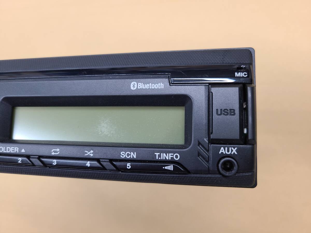  truck genuine products USB port attaching radio 24 V