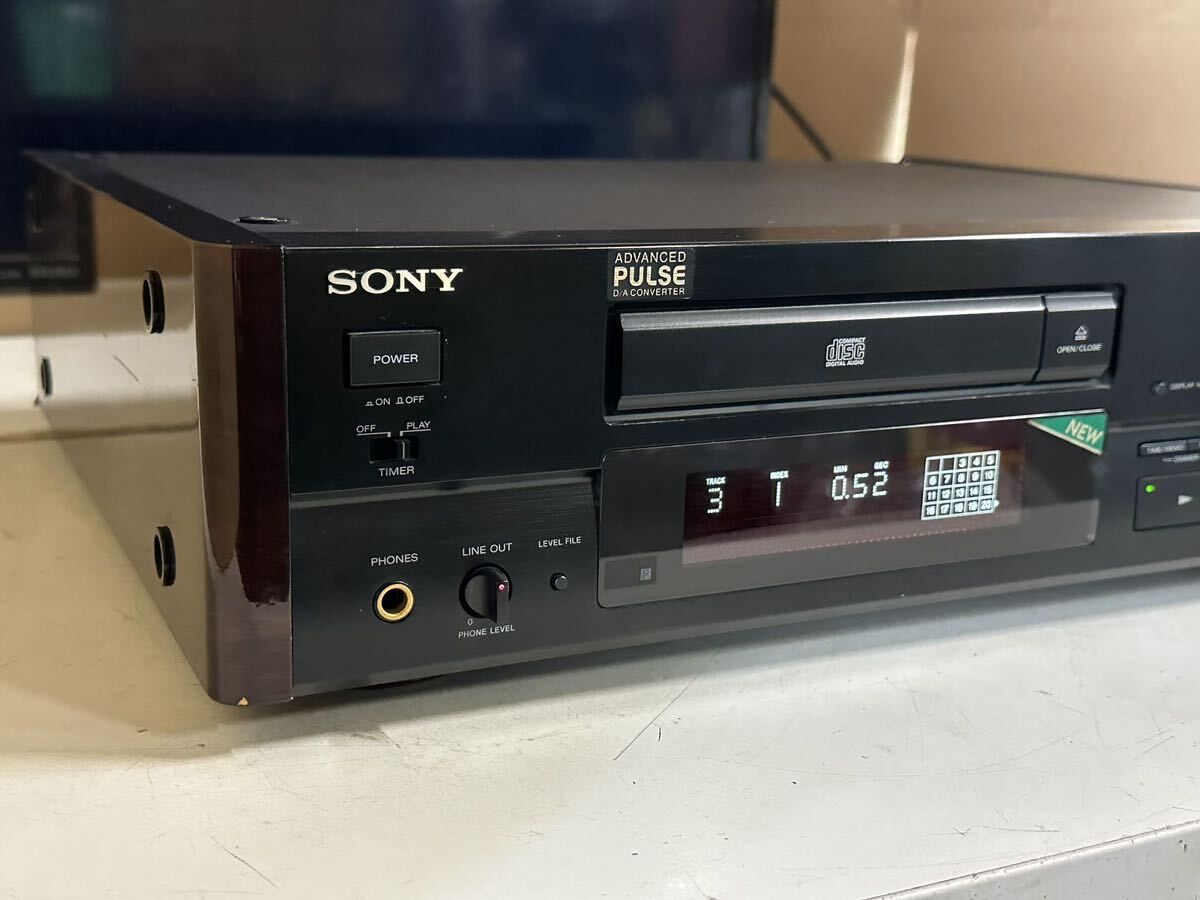 SONY ソニー CDP-555ESA CDプレーヤー 通電/ジャンク_画像2