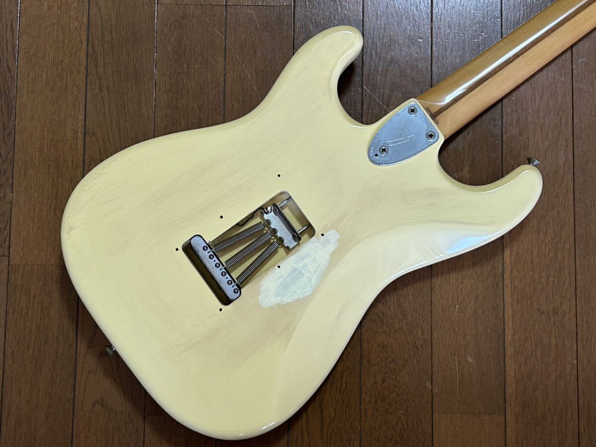 [GT]Fender Japan フェンダー・ジャパン・ストラトキャスターST72 VWH ヴィンテージ・ホワイト貴重なDiMarzio製ブリッジ搭載!ラージヘッド!_画像9