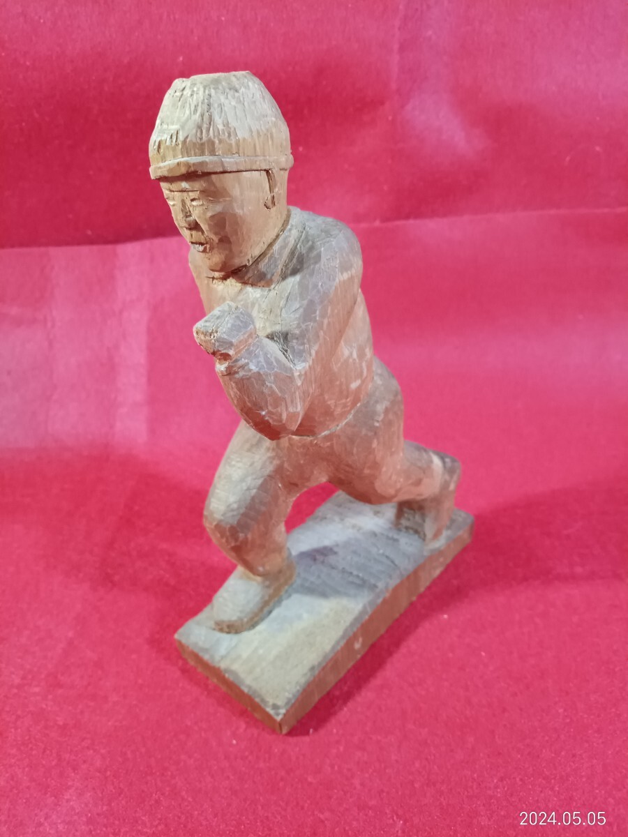 木彫 オブジェ ””走る人”” 傷無し 高さ16センチの画像1