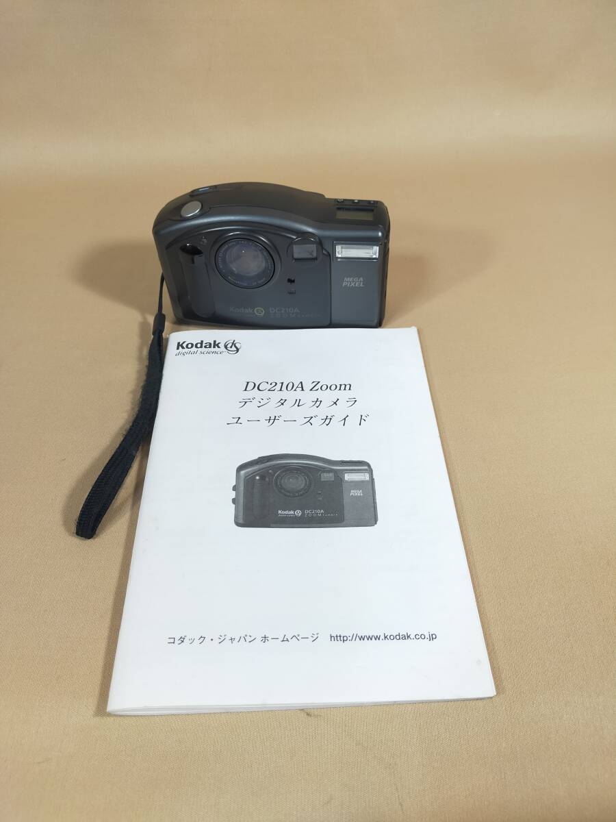 ☆ [ジャンク] Kodak デジタルカメラ DC210A Zoom コダック デジカメ_画像1