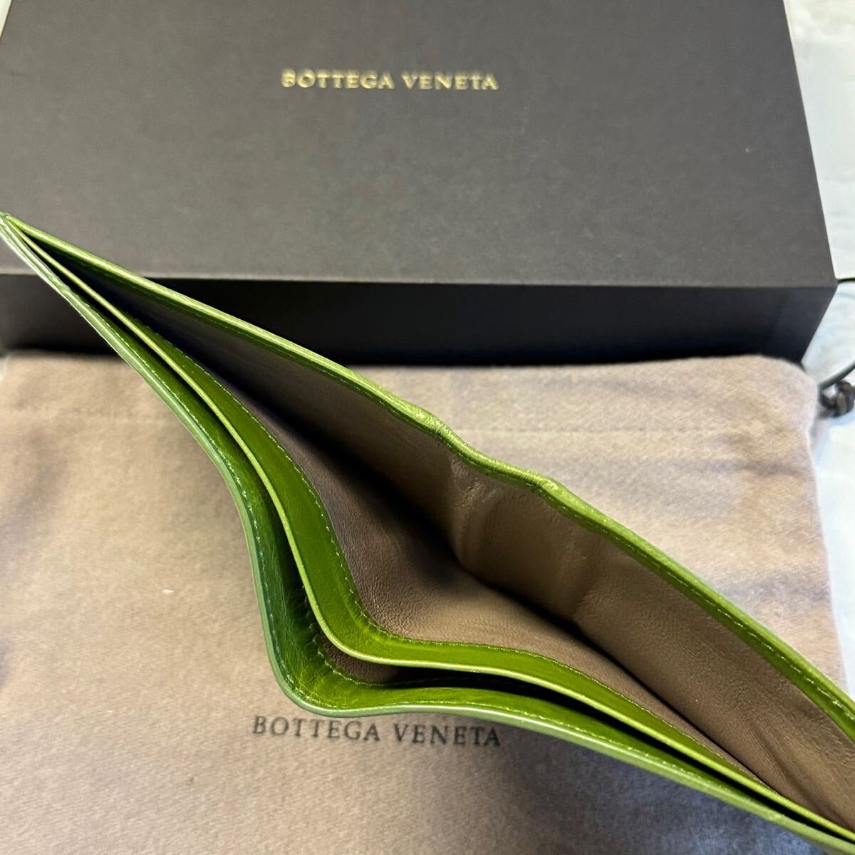 ボッテガヴェネタ　BOTTEGA VENETA 財布　二つ折り　折り財布　イントレチャート　メンズ　_画像4