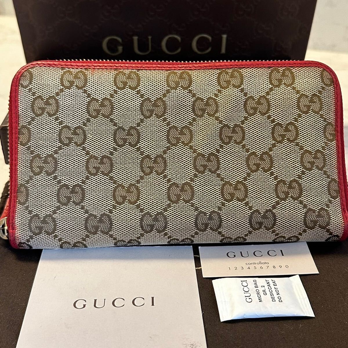 グッチ　GUCCI 財布　長財布　GGキャンバス　ラウンドファスナー　レディース　_画像2