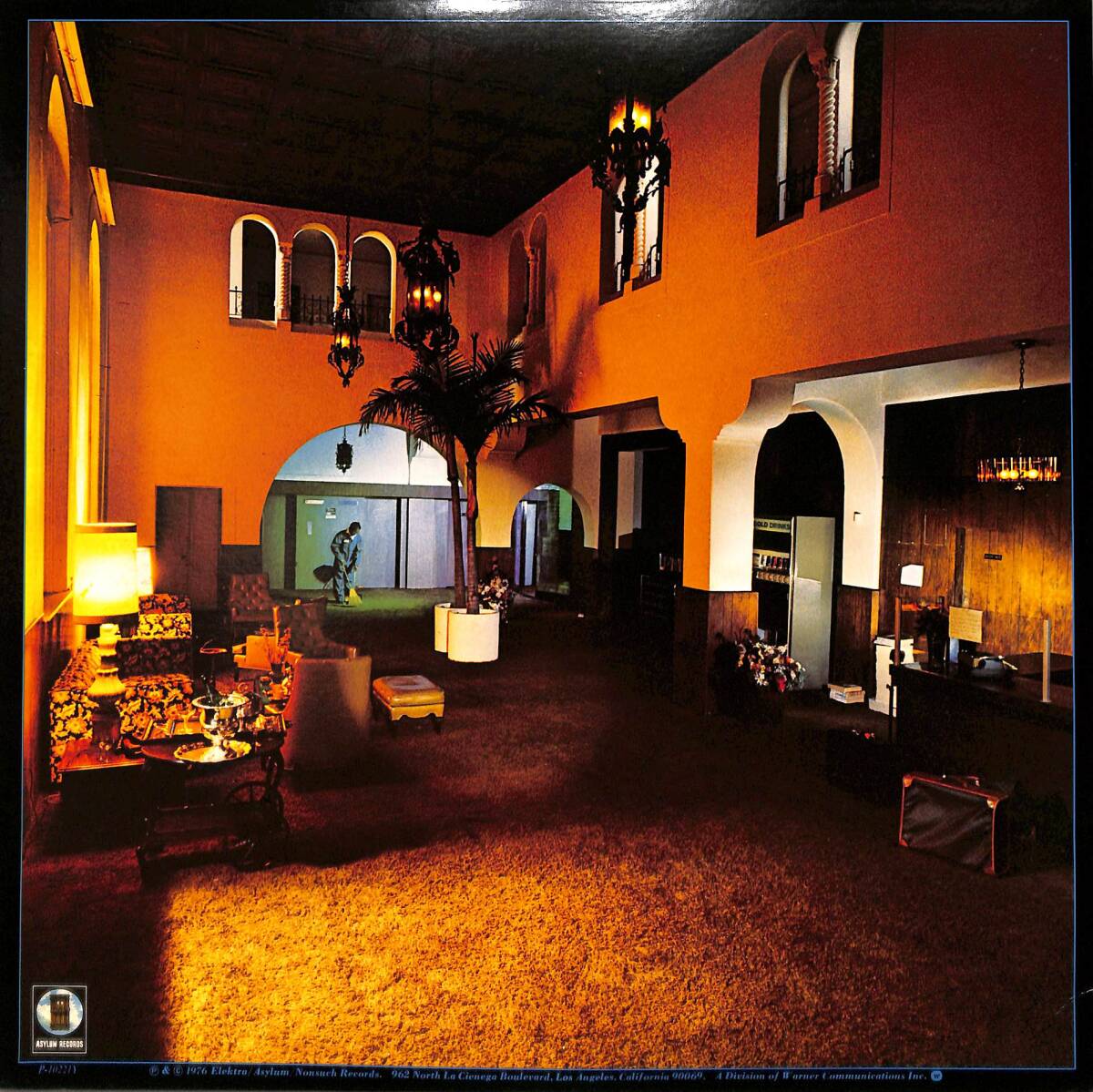 A00594195/LP/イーグルス(EAGLES)「Hotel California (1976年・P-10221Y・カントリーロック)」の画像2