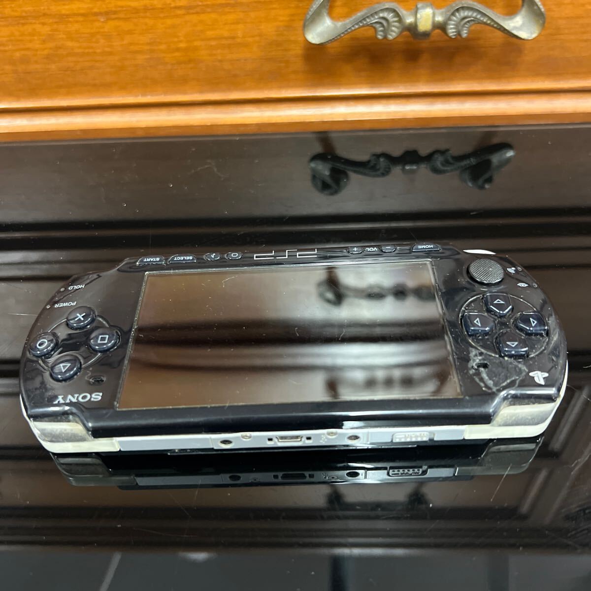 SONY PSP ソニー 本体　ジャンク　PSP 2000 売切り　送料無料_画像3