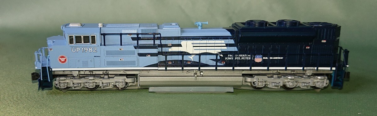 KATO 176-8408 EMD SD70ACe MP #1982 UP heritage カトー アメリカ型ディーゼル機関車 ユニオンパシフィック Nゲージ _画像5