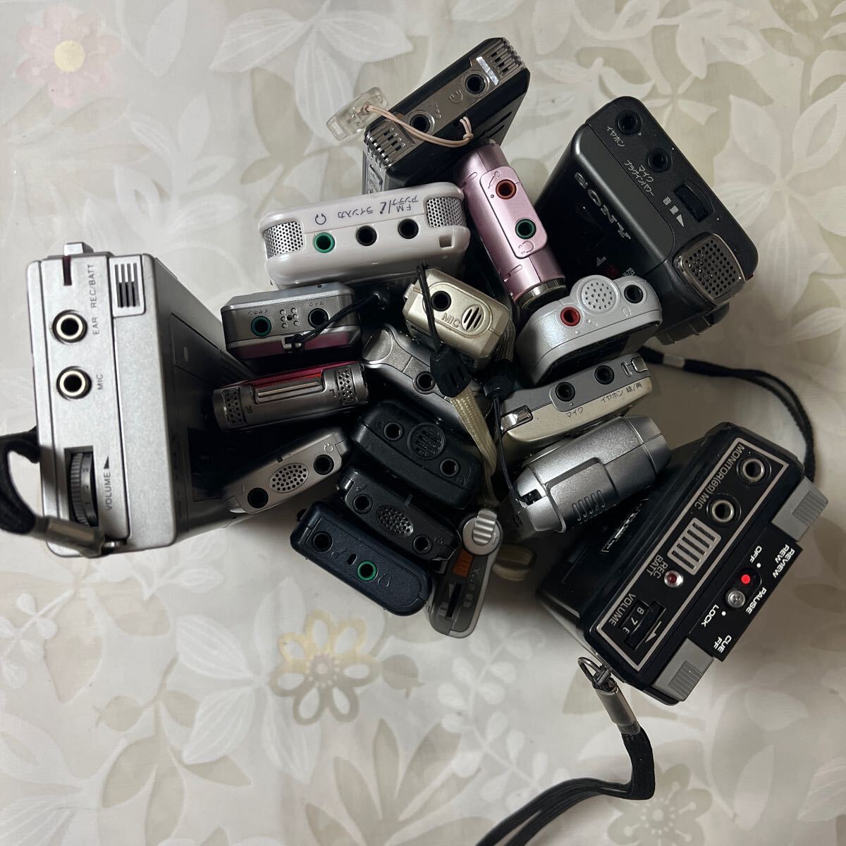 IC recorder cassette recorder summarize SONY M-729 ICD-BP220 etc. * Junk 