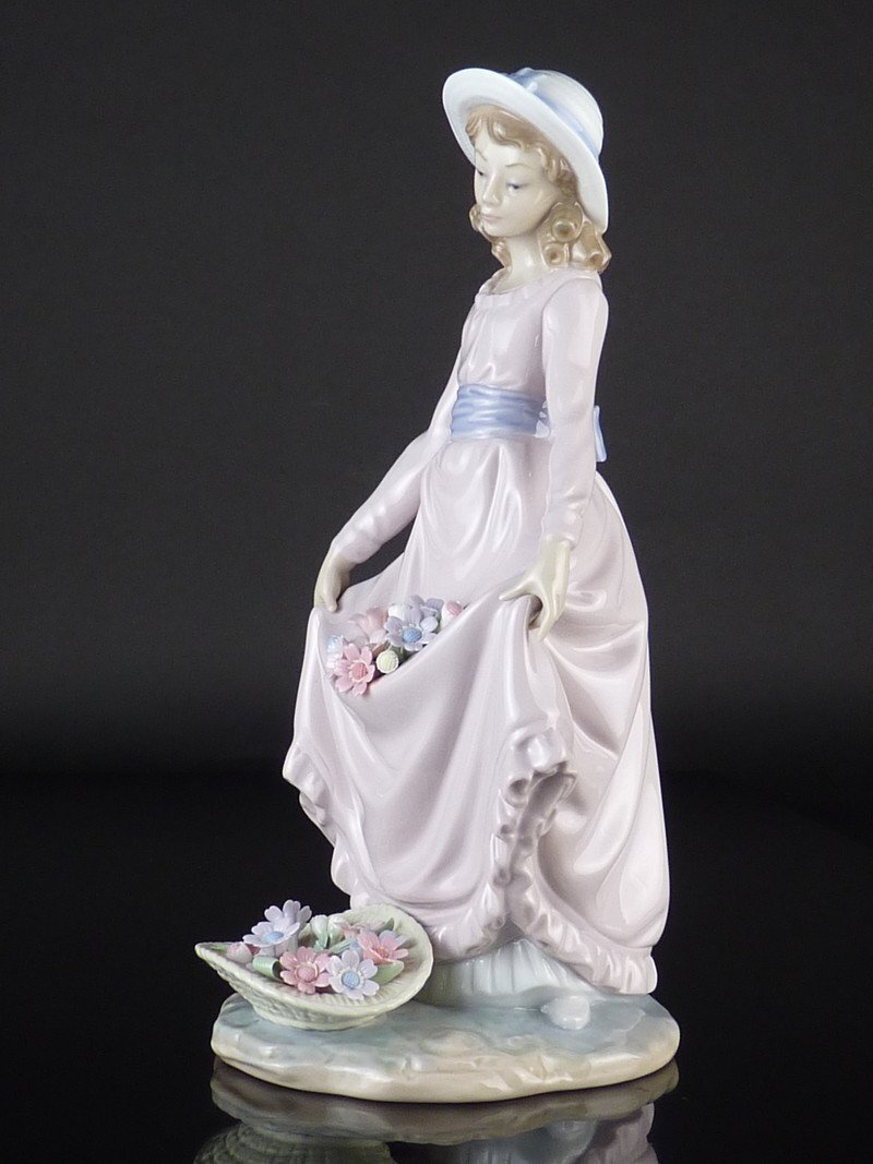 【扇屋】リヤドロ 花のバスケット 高さ 約25cm 幅 約10.5cm×約12cm LLADRO フィギュリン 女性 花籠 人形 西洋 アンティーク 置物 F-2_画像4