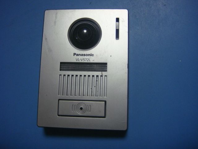 VL-V572L Panasonic パナソニック インターホン玄関機 送料無料 スピード発送 即決 不良品返金保証 純正 C6484_画像1