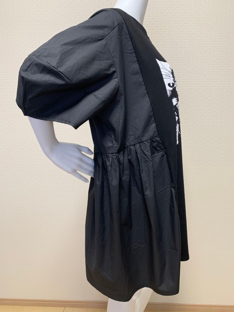 切替デザイン　チュニック　レディス　Tシャツ　猫プリント　サイドギャザー　黒　大きめサイズ　ふんわり袖　半袖　