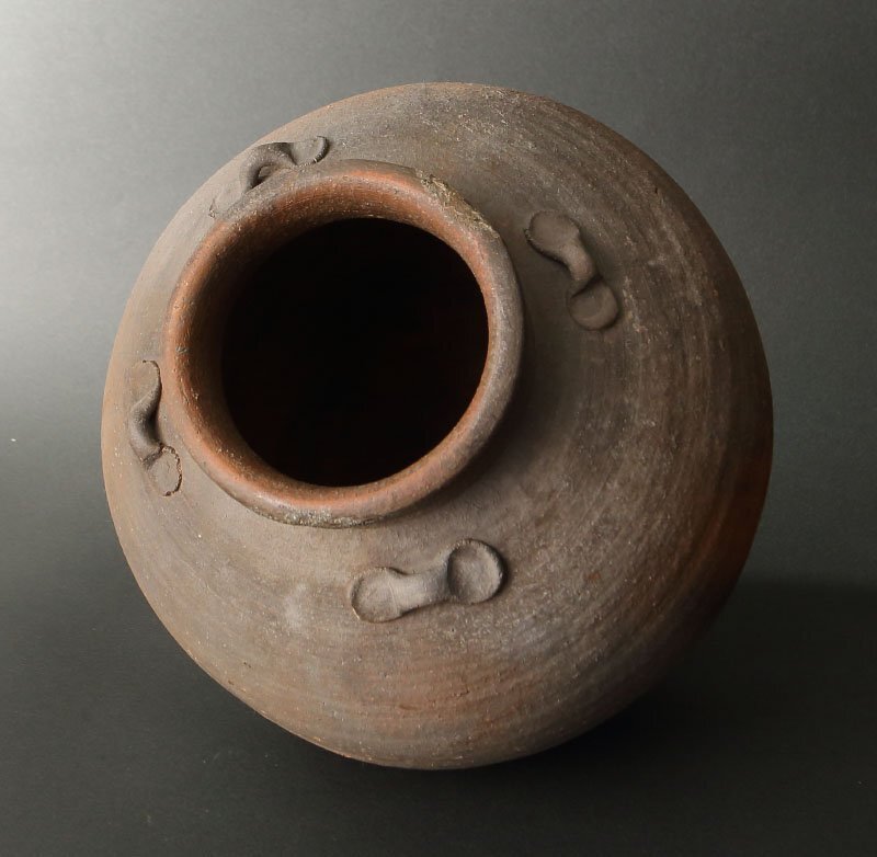  consigning HK* Edo the first period old Bizen four ear "hu" pot Okayama prefecture Bizen .... expert evidence ( tea utensils "hu" pot . old Bizen Bizen . Okayama ceramics and porcelain Japan six old kiln )