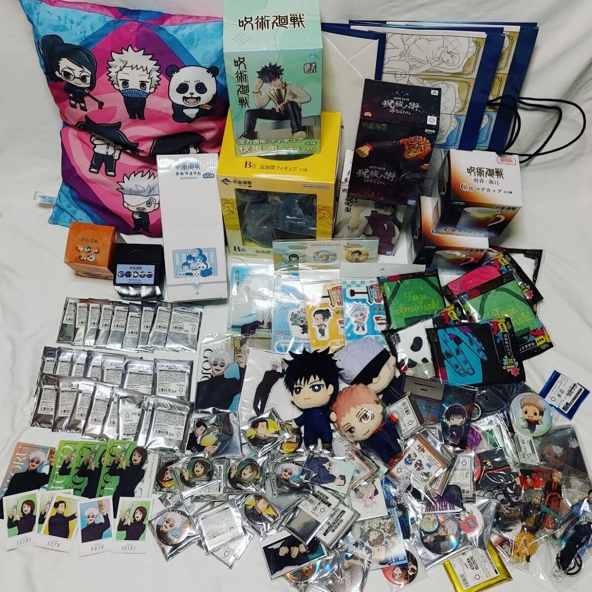 .. around war summarize large amount goods set soft toy acrylic fiber stand can badge other . article .. volume . 7 sea . person . black .... futoshi . cane .. Junk 