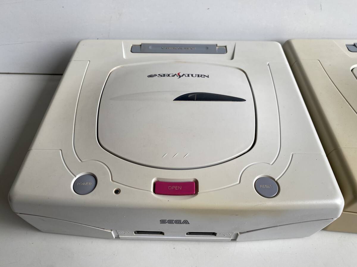 Nt287◆SEGA セガ◆SEGA SATURN セガサターン 本体 HST-3220 ゲーム機 ソフト デカスリート ストリートファイター 通電確認済み_画像2