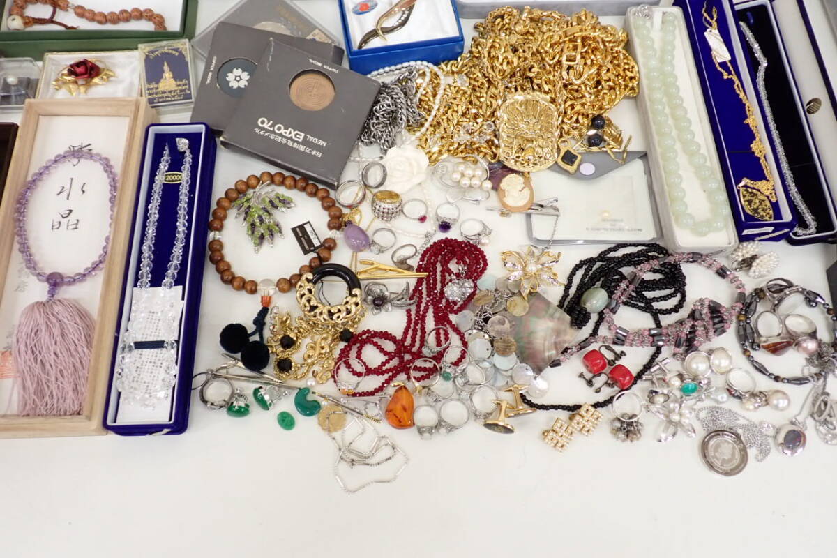 1 jpy ~imite-shon accessory set sale approximately 12.2kg necklace ring bracele earrings earrings brooch etc. large amount set 