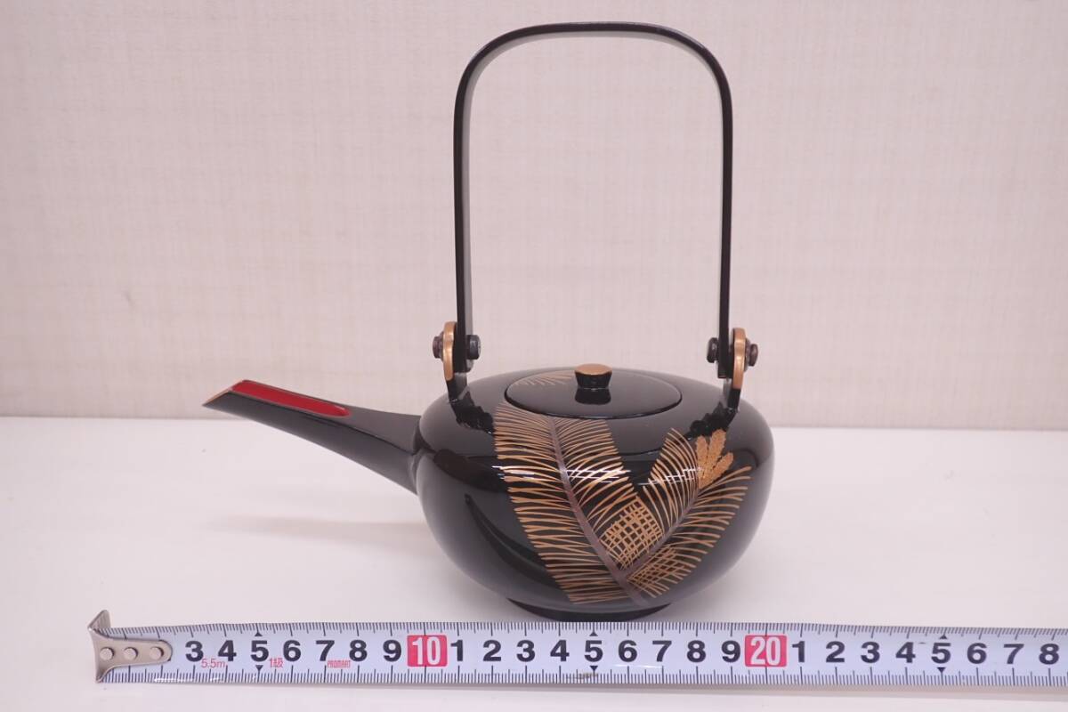 高級輪島漆器 輪島塗 高崎秋峰 作 若松蒔絵 三つ揃 屠蘇器 漆器 朱塗 銚子 盃 盃台 秋峰 共箱 P05044_画像10