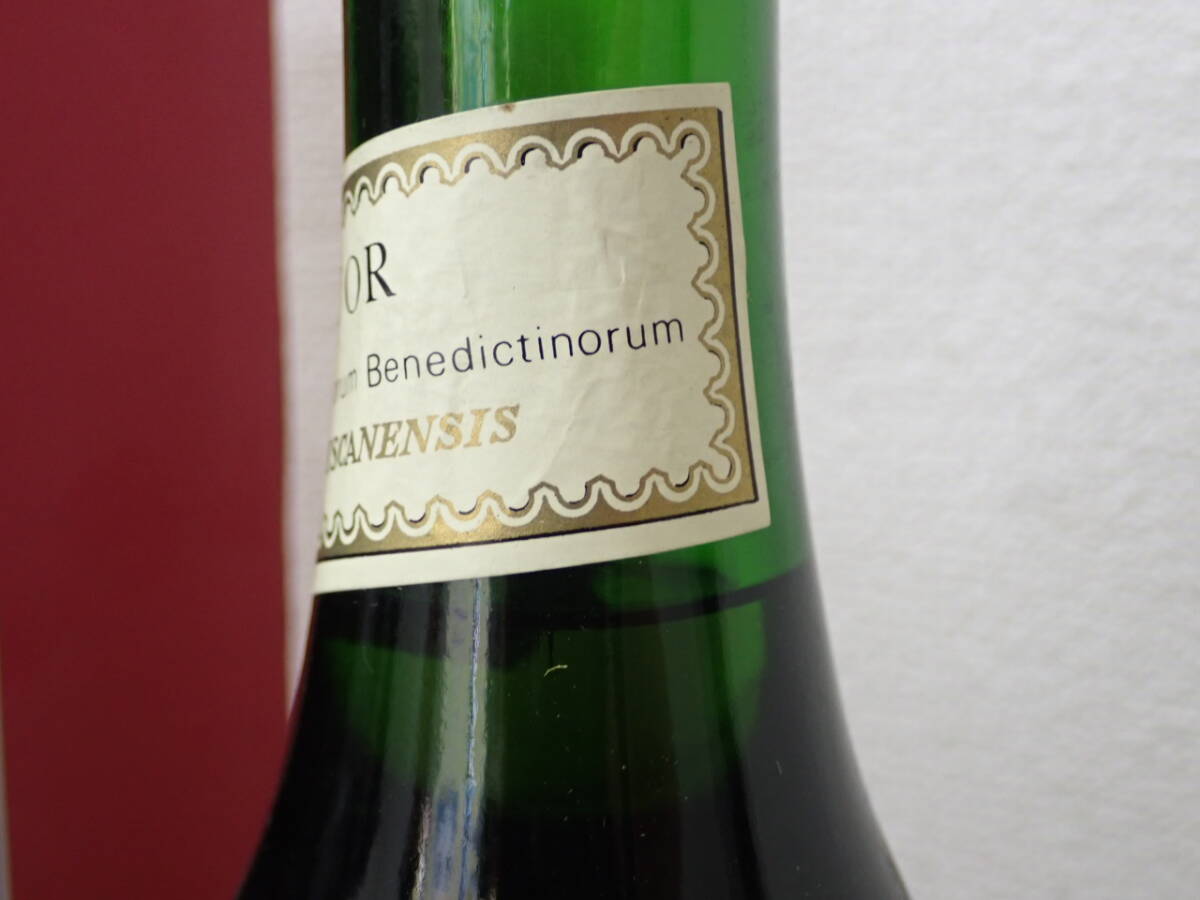 ( old sake )-26;benetiktinBENEDICTINE D.O.M 500ml 40% box attaching liqueur *