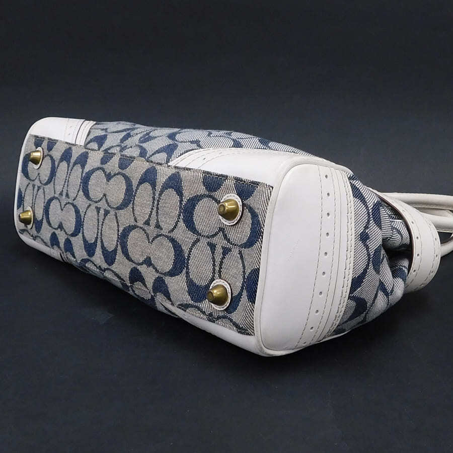 1 jpy # ultimate beautiful goods Coach handbag 10507 white × navy series canvas × leather signature stylish COACH #E.Bss.An-17