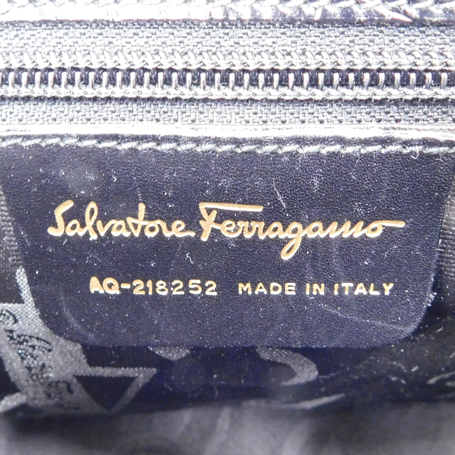 1 jpy # beautiful goods Ferragamo 2way bag AQ-218252 black group leather Salvatore Ferragamo #K.Csr.tI-14