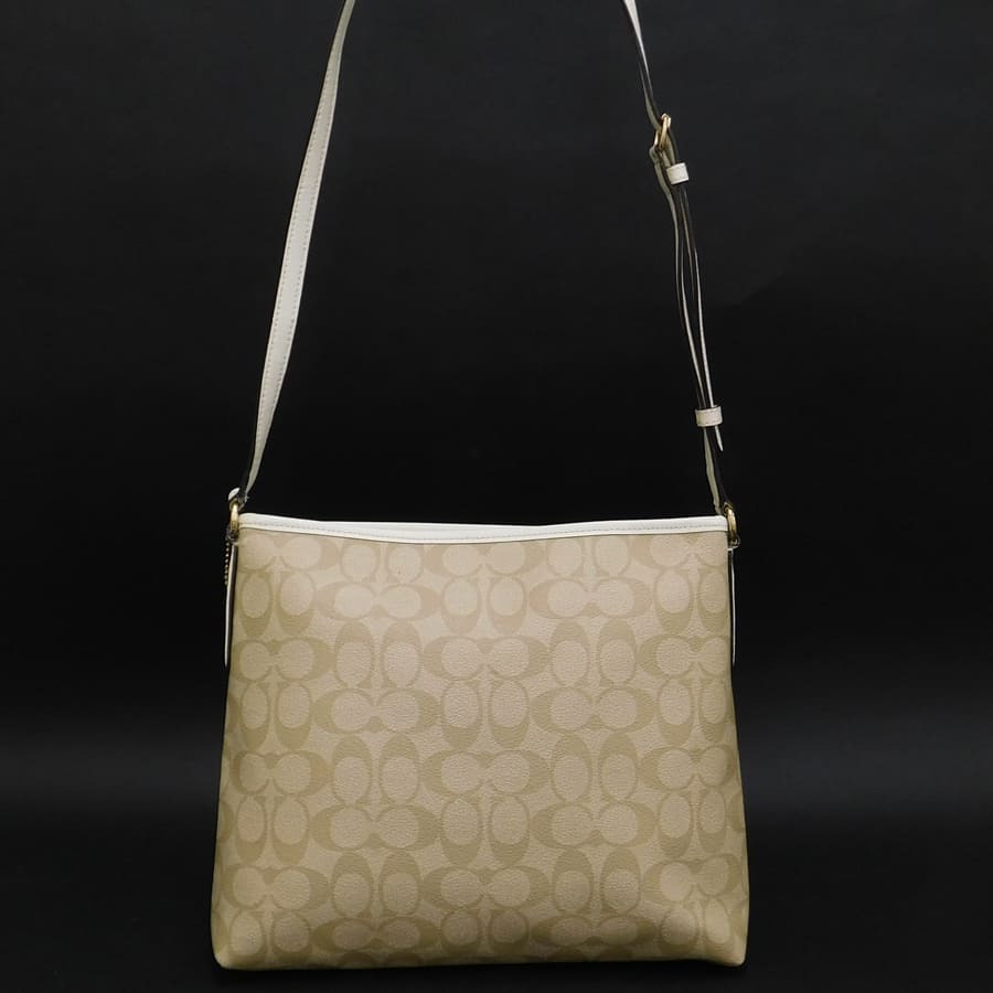 1 jpy # beautiful goods Coach shoulder bag F58297 beige × white group PVC× leather signature COACH #E.Bmm.zE-07
