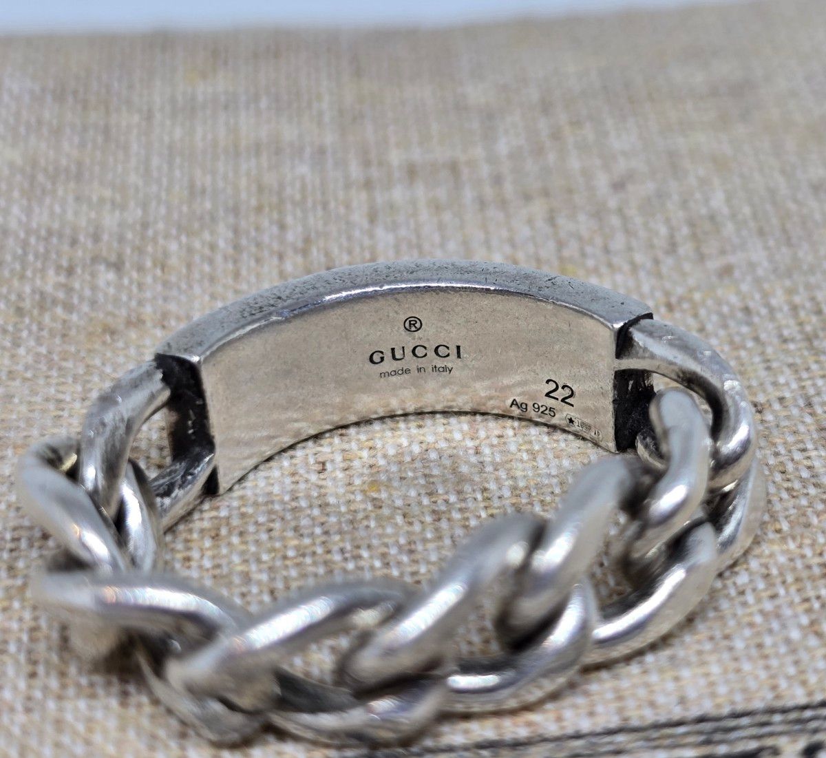 超レア廃盤品】GUCCI エナメル ロゴ チェーン リング|Yahoo 超レア廃盤品】GUCCI エナメル ロゴ チェーン リング|Yahoo