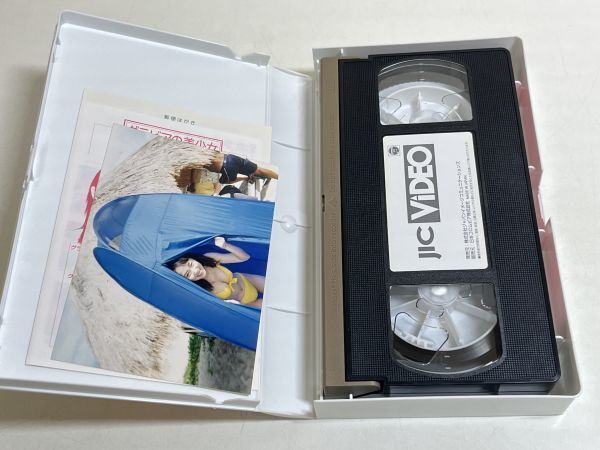 310-A16/[VHS].. capital ./Priere/ gravure. beautiful young lady / life photograph attaching 