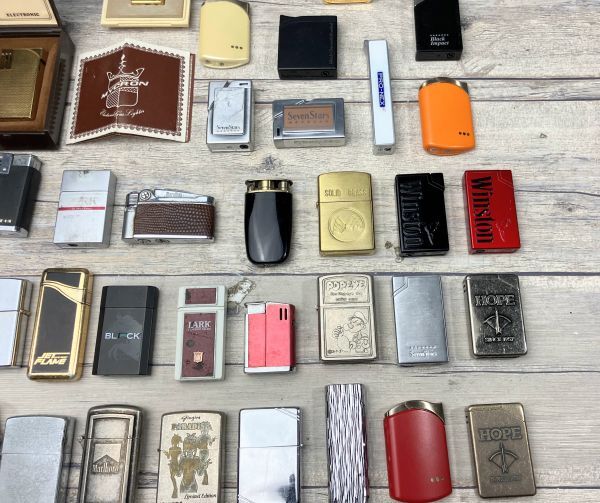 【総重量約2374g】 ライターまとめ Windmill Zippo LANCEL 他 まとめ売り 40個以上 ガスライター ライター 動作未確認 ジャンク 現状_画像4