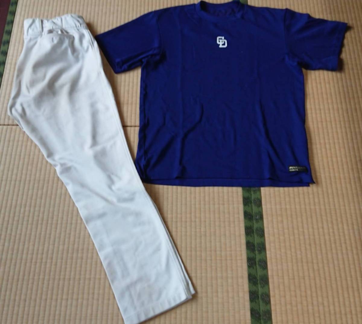 大阪近鉄バファローズ 実使用ユニフォーム 1998年 ビジター 小野 大阪近鉄バファローズ 実使用ユニフォーム 1998年 ビジター 小野