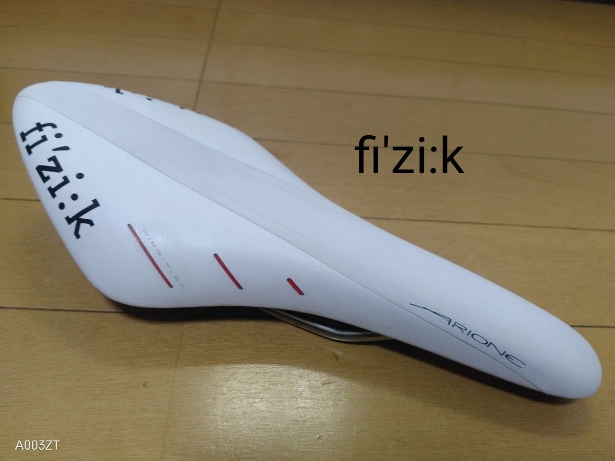 fizik　 ARIONE　R3 k:iumレール　 フィジーク　 アリオネ　 サドル