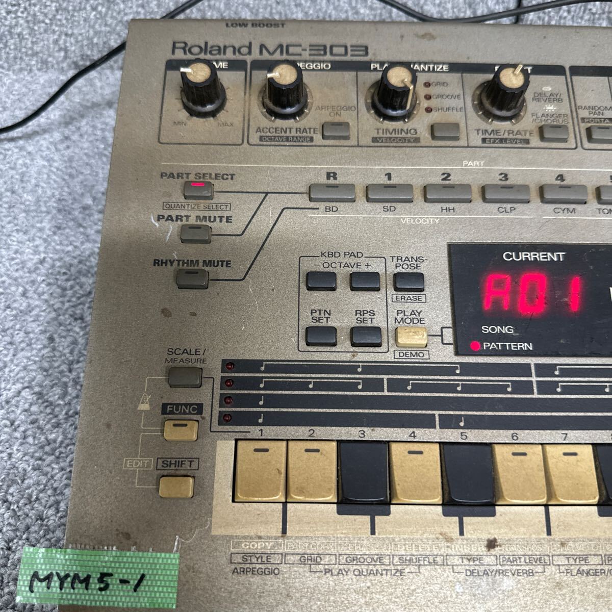 MYM5-1 супер-скидка Roland MC-303 секвенсор ритм-бокс groovebox электризация OK б/у текущее состояние товар *3 раз повторная выставка . ликвидация 