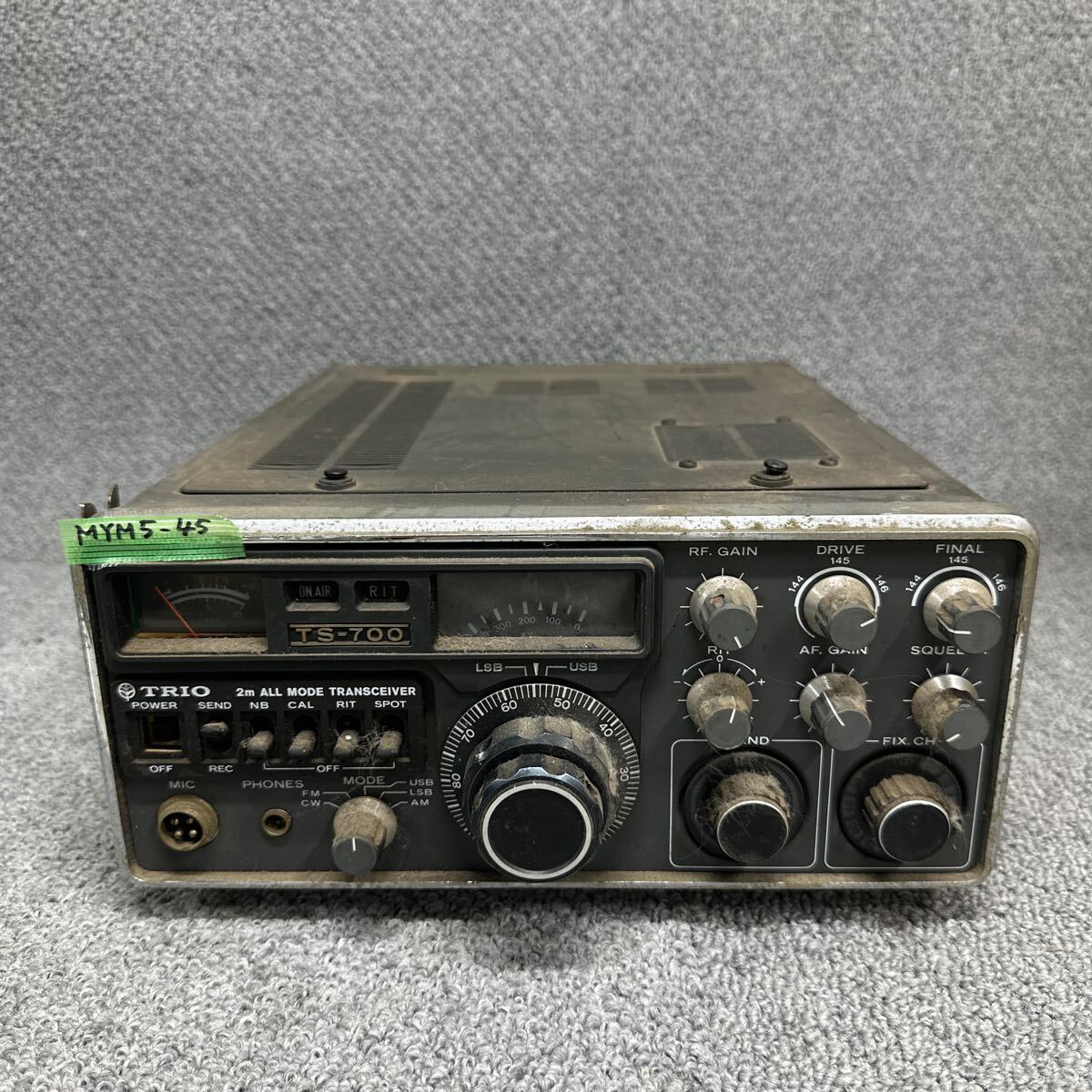 MYM5-45 激安 TRIO トリオ 無線機 TS-700 2m ALL MODE TRANSCEIVER トランシーバー アマチュア無線 中古現状品 ※3回再出品で処分の画像1