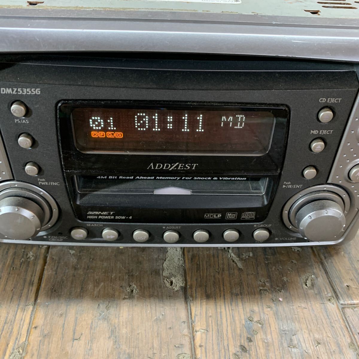 AV5-248 激安 カーステレオ ADDZEST DMZ5355G 0002871 CD MD FM/AM プレーヤー レシーバー 本体のみ 簡易動作確認済み 中古現状品_画像2