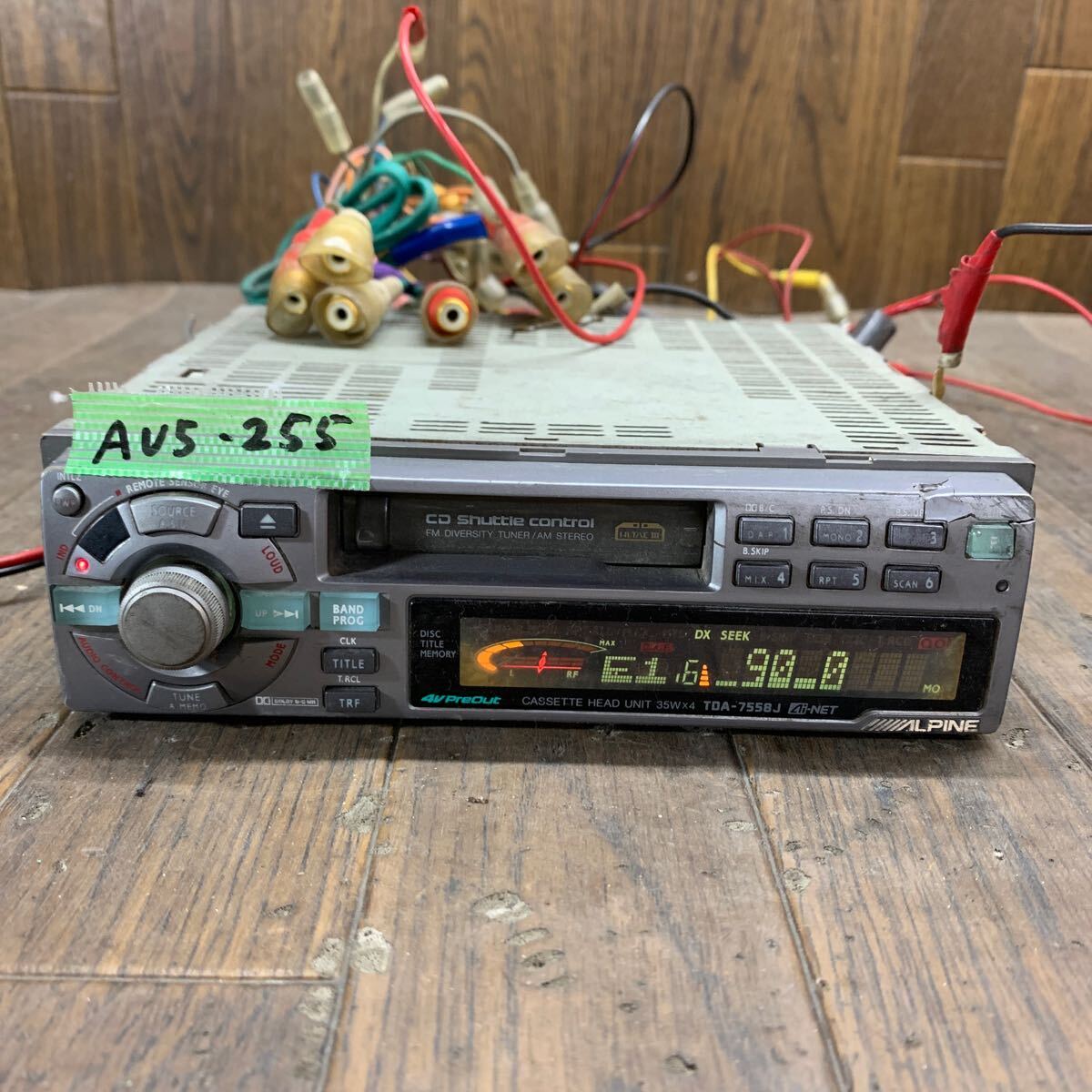 AV5-255 激安 カーステレオ ALPINE アルパイン TDA-7558J R60510193 カセット FM/AM テープデッキ 本体のみ 簡易動作確認済み 中古現状品_全体酷い錆び汚れあり