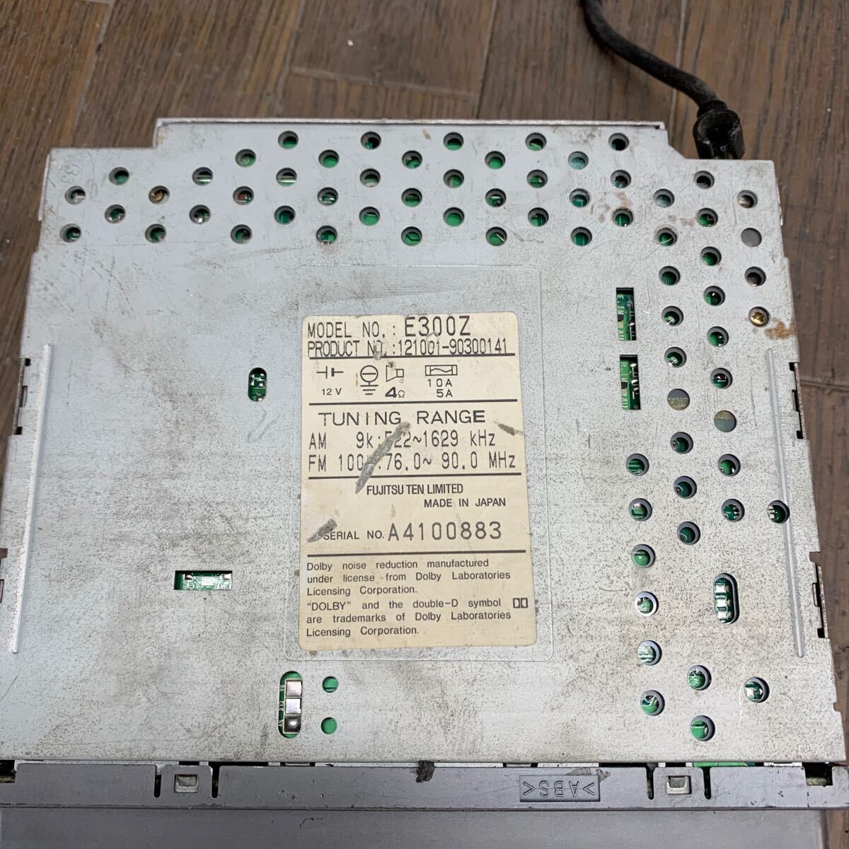 AV5-270 激安 カーステレオ テープデッキ ECLIPSE E300Z 121001-90300141 カセット FM/AM 本体のみ 簡易動作確認済み 中古現状品_汚れあり