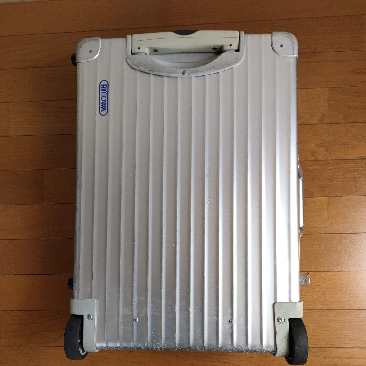 キャリーケース ★リモワ RIMOWA ★オパール OPAL ★ 機内持込可スーツケース 2輪 ★鍵あり★32★ドイツ製★鍵あり_画像3